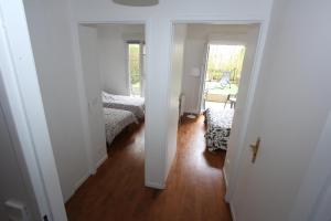 Appartement face Vallée Village et très proche Disney