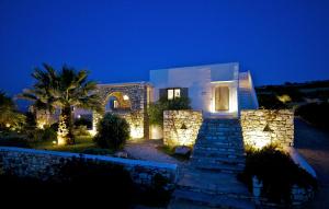 Amalgam Homes Paros Paros Greece