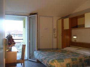 Double or Twin Room with Balcony