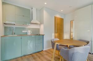 City Studio 1A - Courtyard View