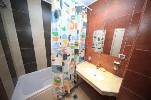 Great location near lift