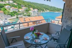 Apartments Linda - Stomorska