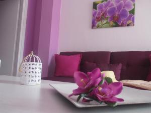Selenes House