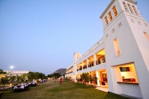 Aaram Baagh Pushkar by Pachar Group