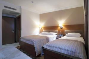 Economy Double Room room in NL Amsterdam Hotel