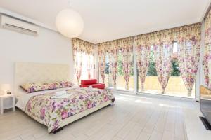 Apartments & rooms DDD2 