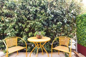 Apartments & rooms DDD2