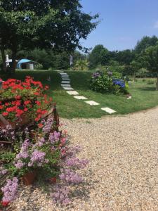 Sous le Bois Gites photo 24