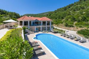 Ferienhaus Potirna Villa Sleeps 14 Pool Air Con WiFi Potirna Kroatien