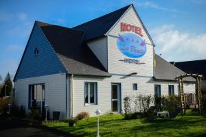 Hotels Contact hotel - Motel Les Bleuets : photos des chambres