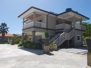 Chez Coco - Pointe Au Sel 