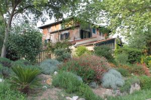 Maisons de vacances EXCEPTIONNEL, maison de vacances dans parc, climatisation, parking, calme assure : photos des chambres