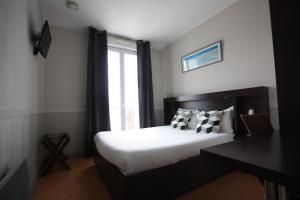 Hotels Hotel De La Rade : Chambre Double