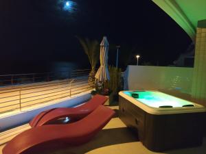 Infinity Alicante Sea View with private jacuzzi