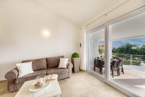 Caneis Apartments img70