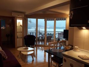 Seaview Paradise Apartment