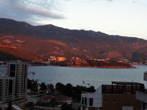 Seaview Paradise Apartment