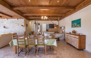 E-M Apartments with Private pool 