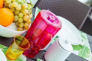 Caneis Apartments img20