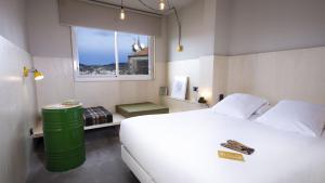 Hotels ARTYSTER CLERMONT-FERRAND : photos des chambres