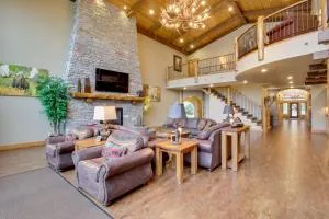 Whispering Pines Lodge: 11 Bedroom - Eagle River
