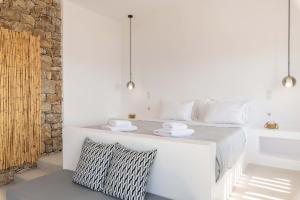 Trinity Mykonos - Boutique Beachfront Hotel Myconos Greece