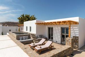 Trinity Mykonos - Boutique Beachfront Hotel Myconos Greece