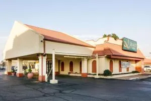 Quality Inn - Samburg