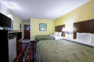 Standard Queen Room with Two Queen Beds - Non-Smoking room in Quality Inn Holly Springs South