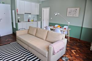 Lisbon Martini Nest by Mishas Place 6A