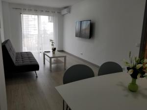 Avenida de Denia N11 close to the Beach