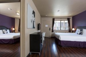 Two-Bedroom Suite room in Alura Inn