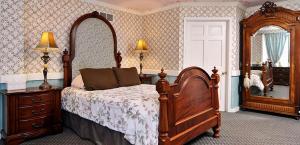 Deluxe Queen Room room in Elk Forge Bed and Breakfast