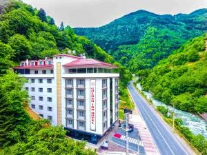 Golden Inn Hotel Uzungöl - 乌宗