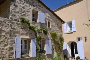 Maisons de vacances Le Vieil Aiglun : photos des chambres