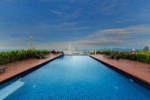 Aiyara Grand Hotel