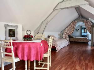 B&B / Chambres d'hotes Le Domaine des Pres du Hom : photos des chambres