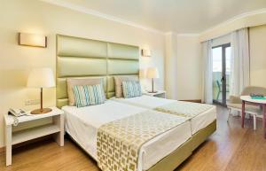 Deluxe Suite with Land View room in Hotel Baia Grande
