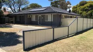 Maddington House Unit A - Perth