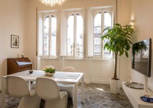 Appartement Art View Luxury Apartment Bari Italië