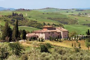 Ferienhaus San Gimignanello Villa Sleeps 35 Pool WiFi Serre di Rapolano Italien