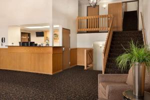 King Room - Non-Smoking room in Travelodge by Wyndham Jefferson City