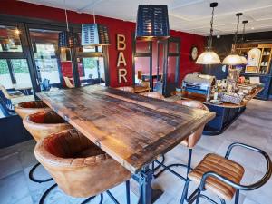 Kyriad Lille Est - Hem