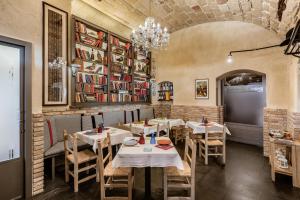 Palazzo Dessy Historic House img18