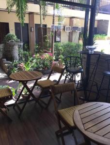 Pacific Palm Suites Davao powered by Cocotel