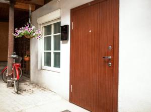 Cozy Apt in the Heart of Old Town