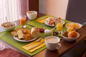 Hotels Hotel du Beryl, Lons-le-Saunier : photos des chambres