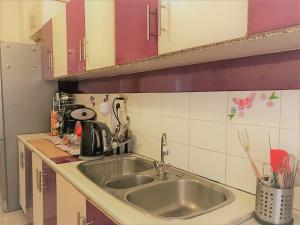 Theano's Cozy & Quiet Lux Central Flat - Wifi & full Amenities Achaia Greece