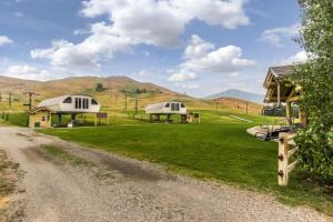 Cozy Cottonwood Getaway