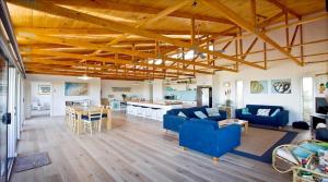 Stones Throw 26 River View Drive